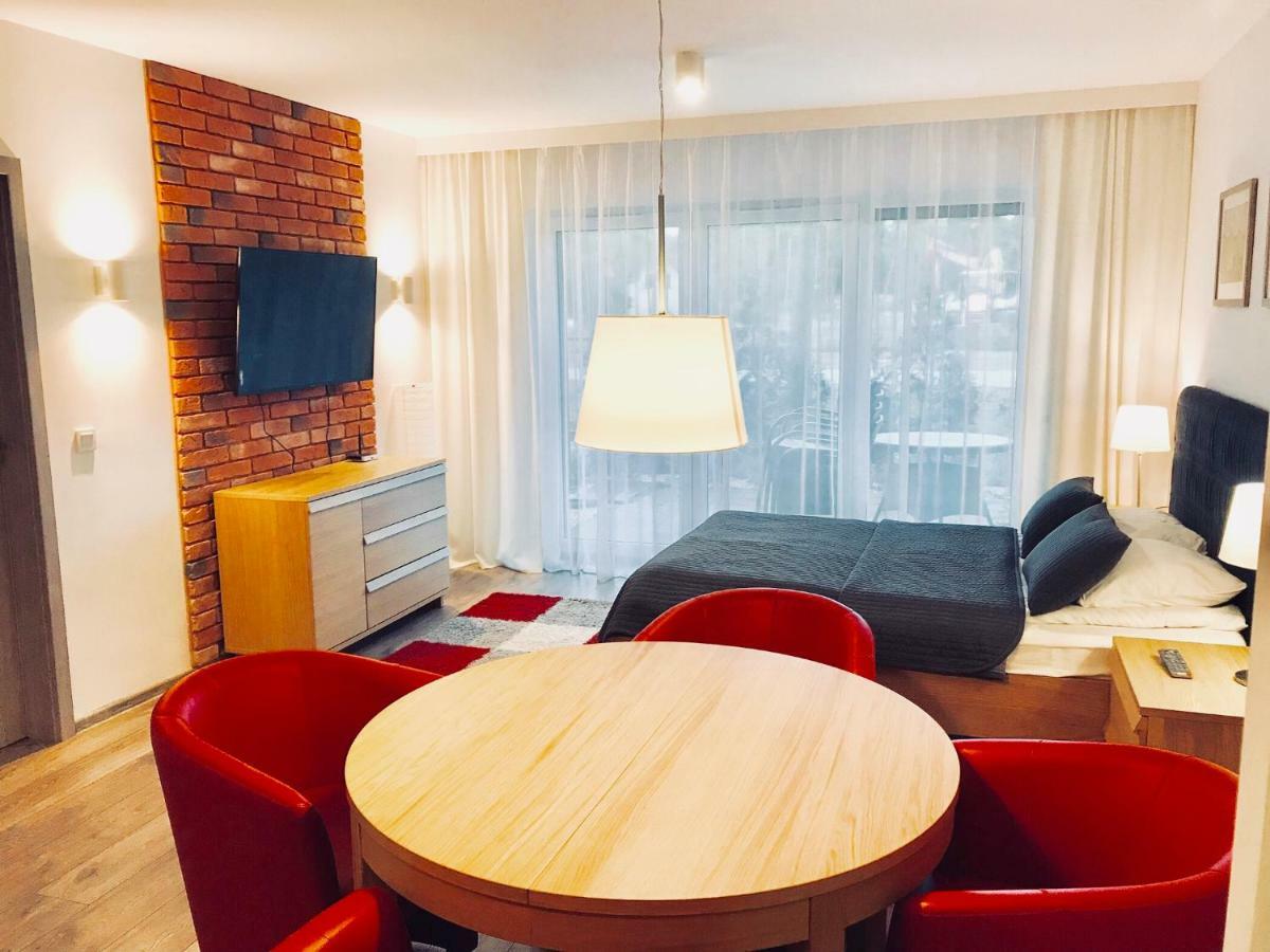 Apartamenty Rodzinne Z Ogrodkiem Pogorzelica  Exterior photo